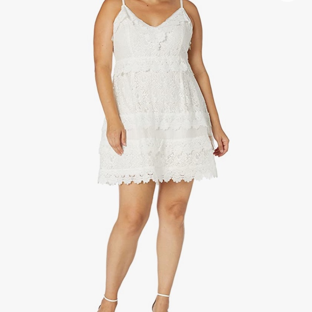 City Chic NWT Lace Nouveau Fit and Flare Dress M/18